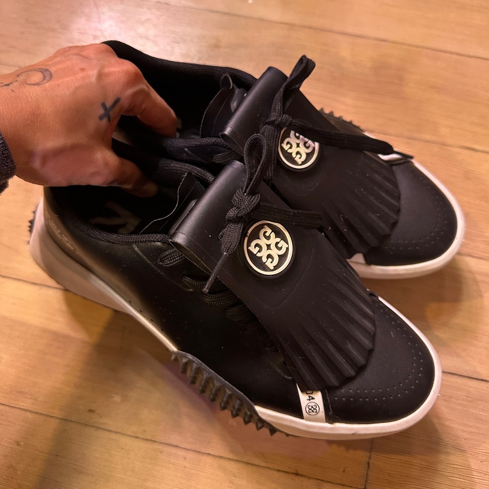 G/Fore WOMENS Leather Golf Sneakers
